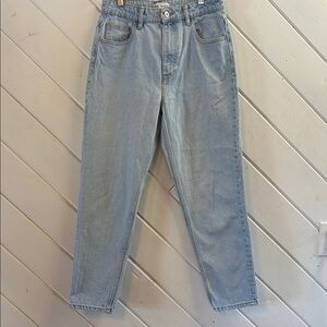 ZARA Tapered Leg Jeans in Light Blue